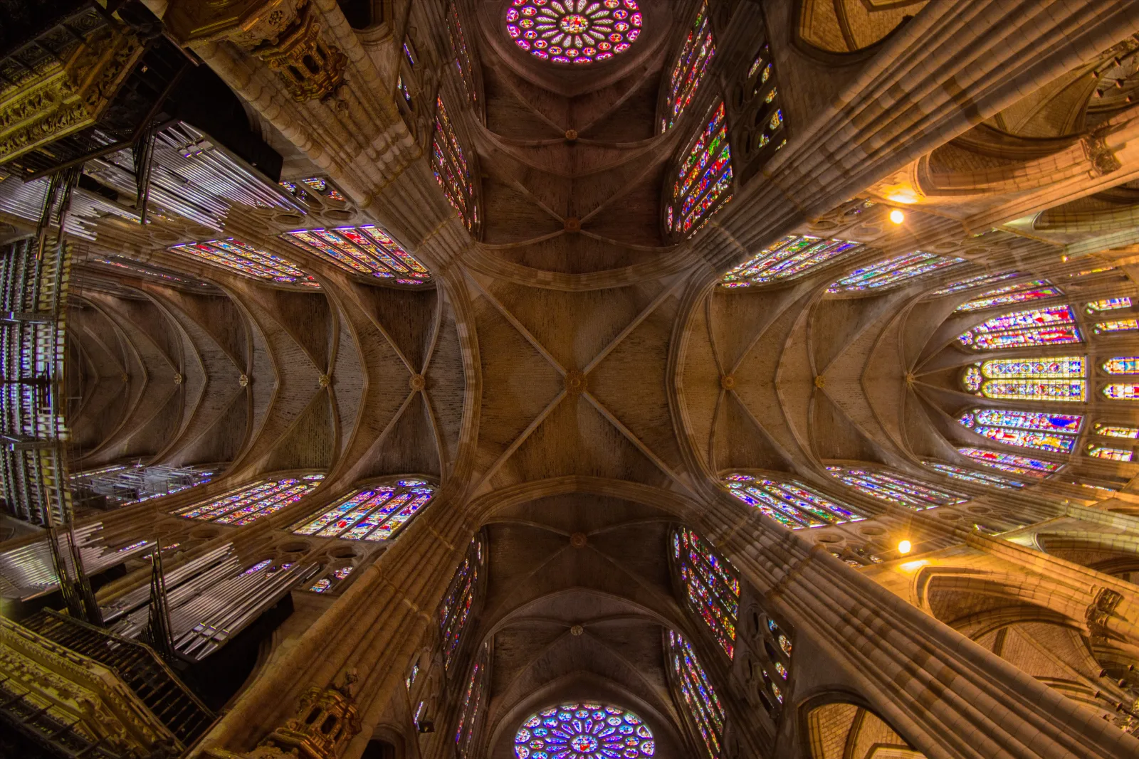 Cúpulas celestiales de León — Fotos de León