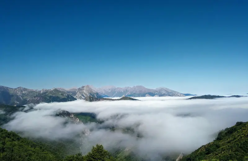 Puerto de Pajares, Mar de Nubes — Fotos de León